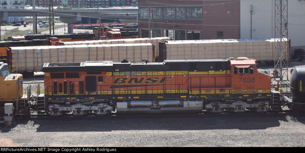 BNSF 7638